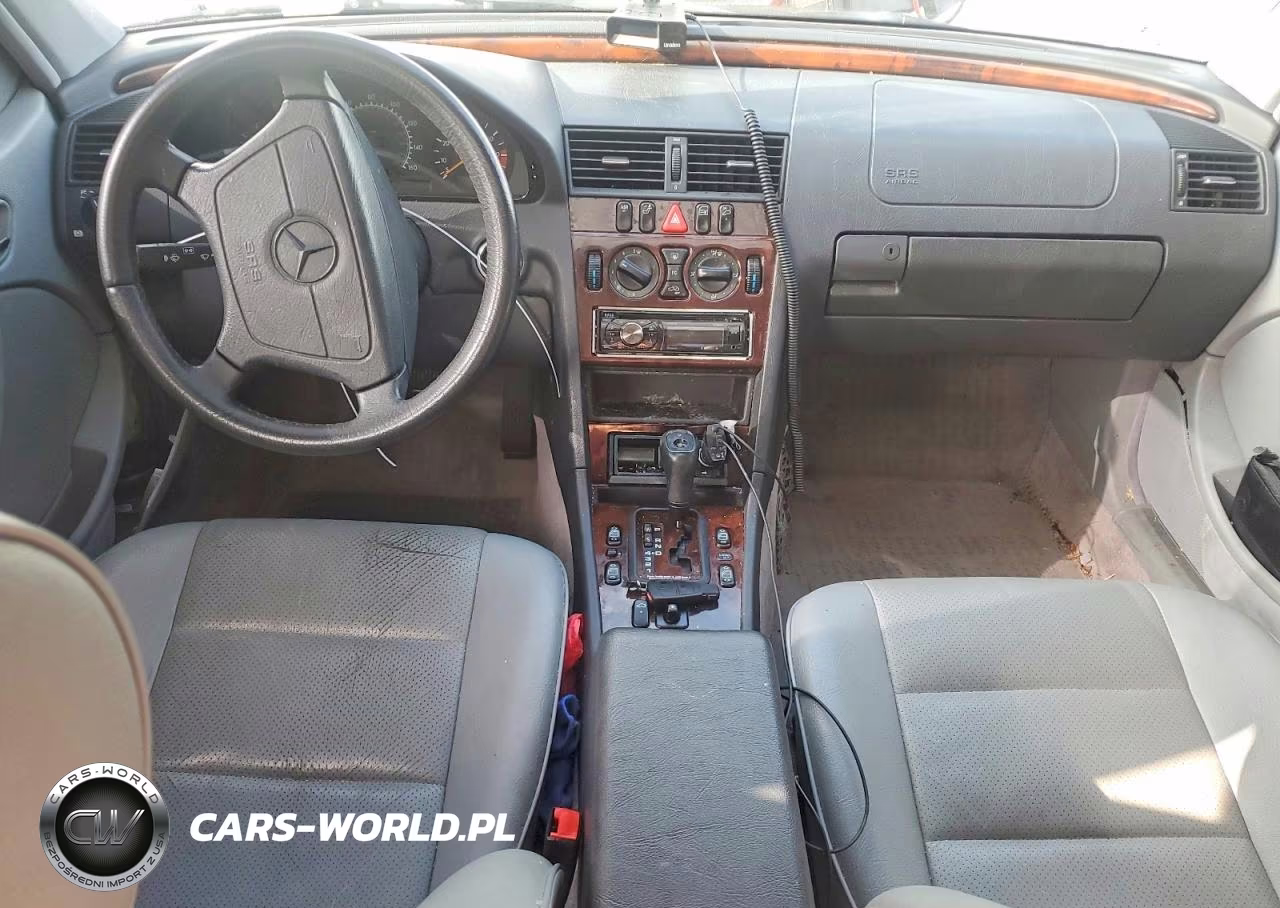 1999 Mercedes-Benz C 230 VIN:WDBHA24G6XA767048 - 8