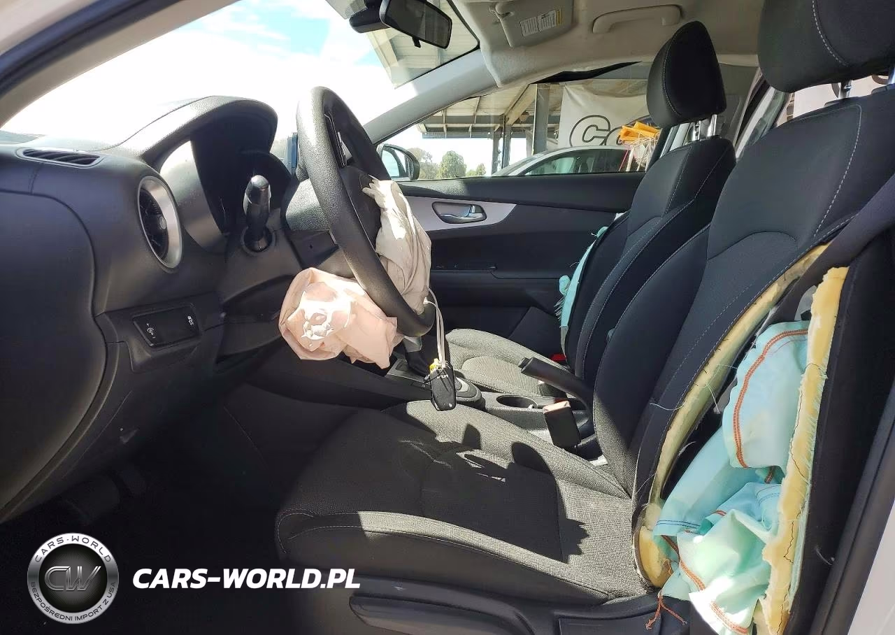 2024 Kia Forte Lx VIN:3KPF24ADXRE699073 - 7