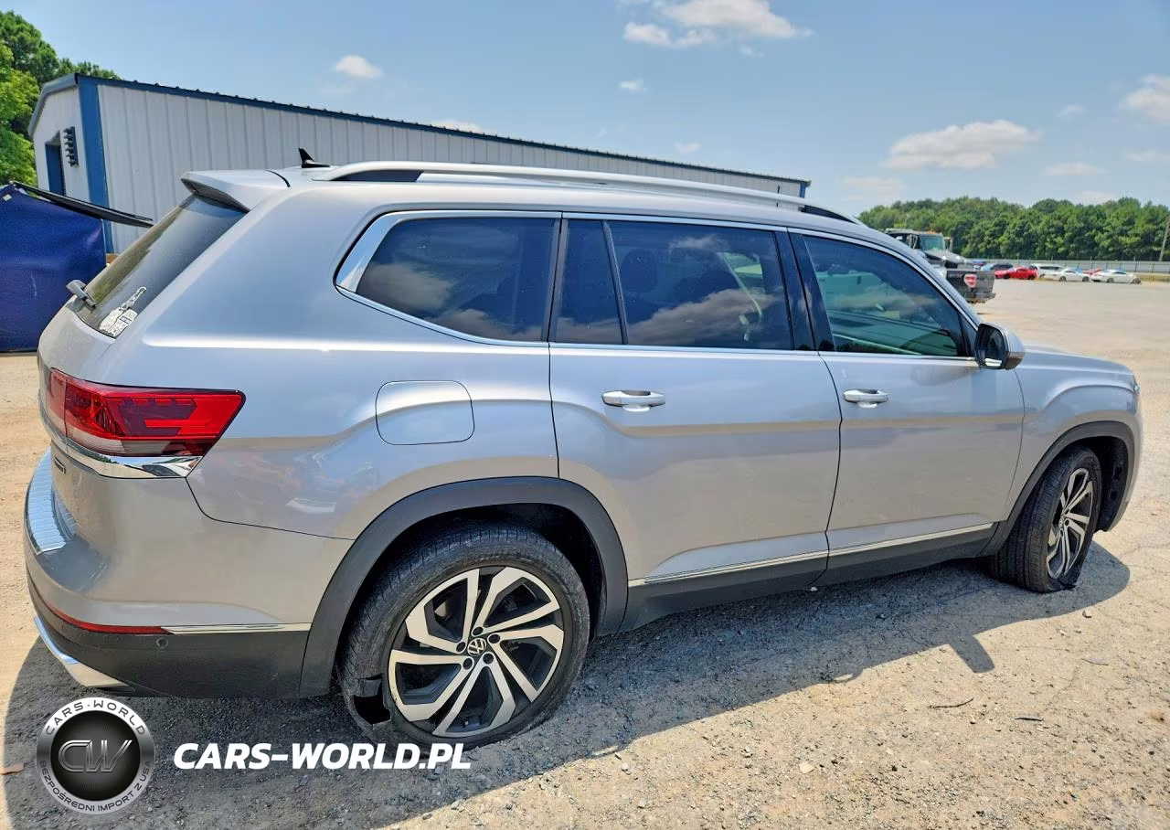 2021 Volkswagen Atlas Sel Premium VIN:1V2TP2CA0MC584556 - 3