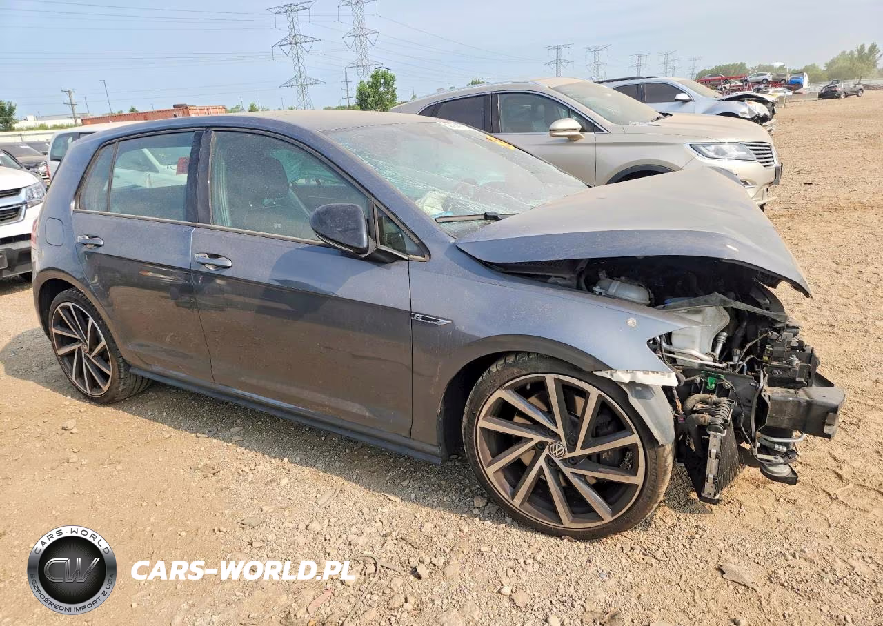 2018 Volkswagen Golf R VIN:WVWWF7AU8JW063915 - 4