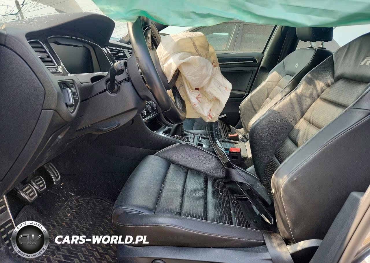 2018 Volkswagen Golf R VIN:WVWWF7AU8JW063915 - 7
