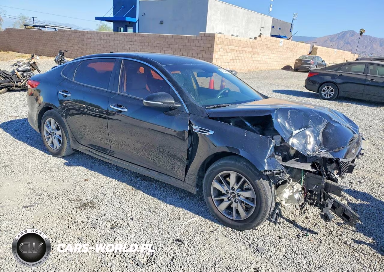2017 Kia Optima Lx VIN:5XXGT4L32HG133484 - 4