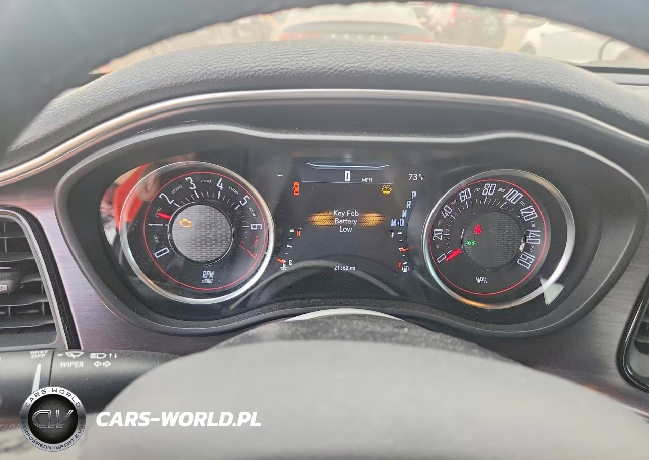 2018 Dodge Challenger Sxt VIN:2C3CDZAG4JH339069 - 9