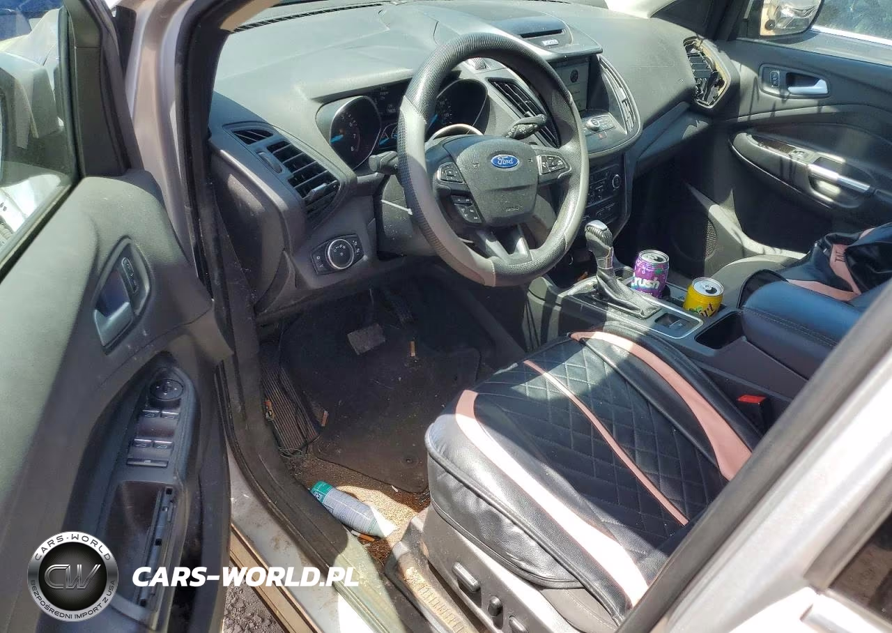 2017 Ford Escape Se VIN:1FMCU0GD4HUA32671 - 8