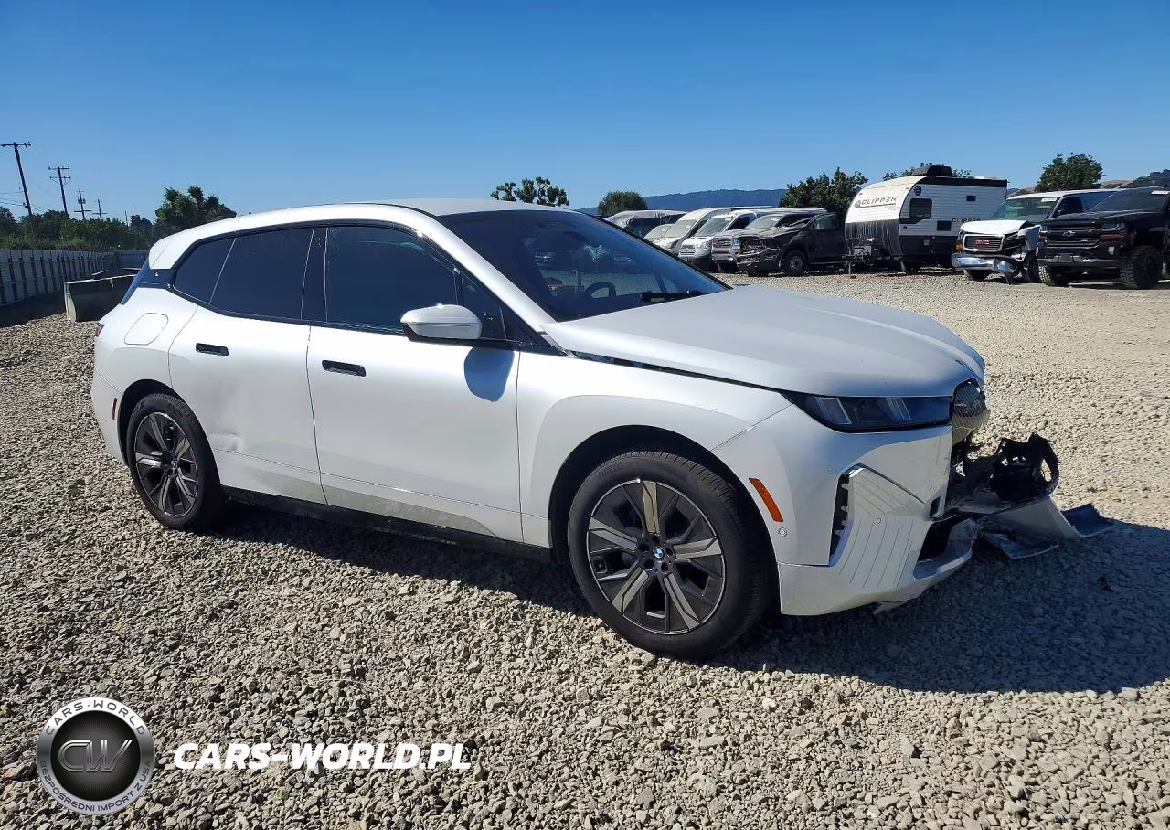 2026 BMW Ix xDrive45 VIN:WB543CF00TCW55288 - 4