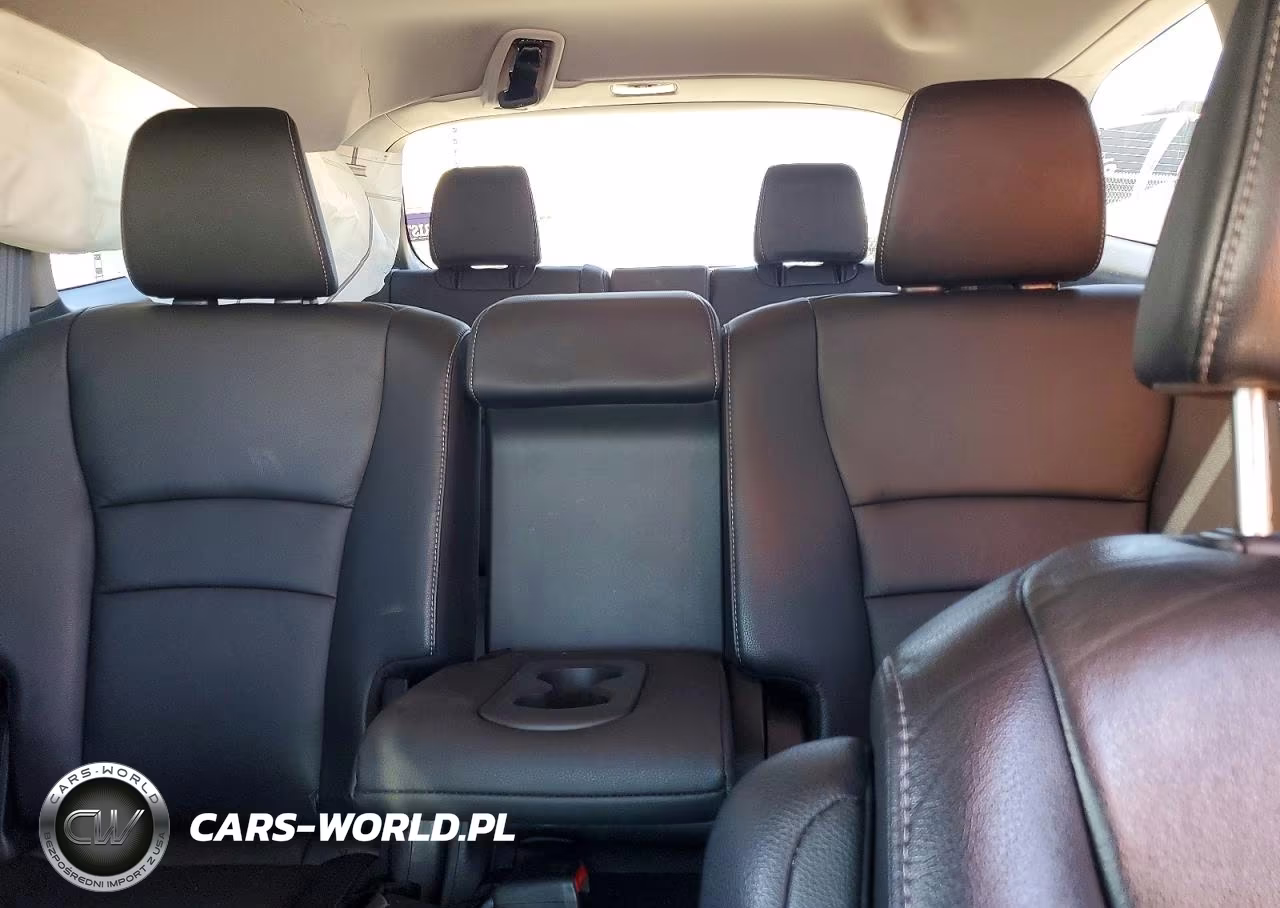 2016 Honda Pilot Touring VIN:5FNYF6H95GB085274 - 10
