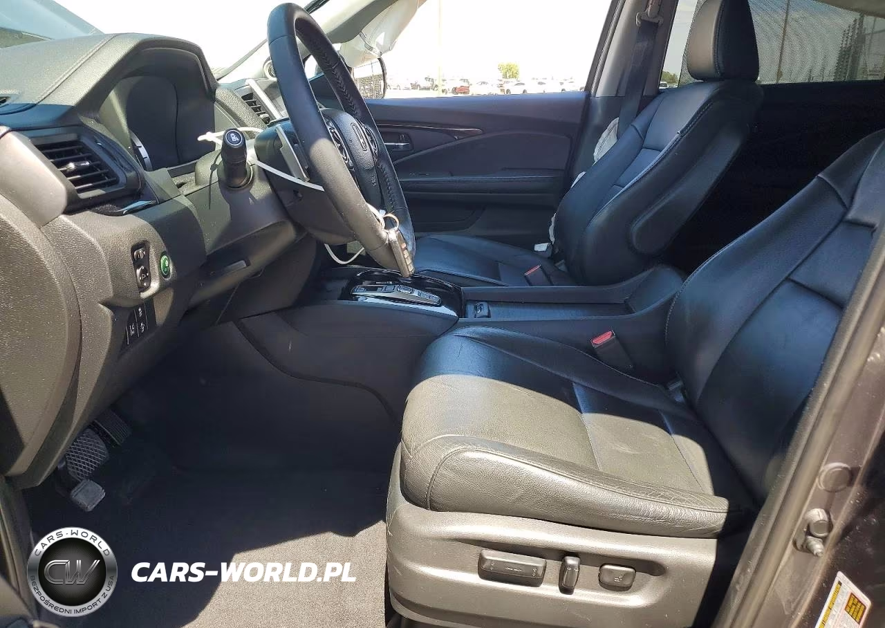 2016 Honda Pilot Touring VIN:5FNYF6H95GB085274 - 7