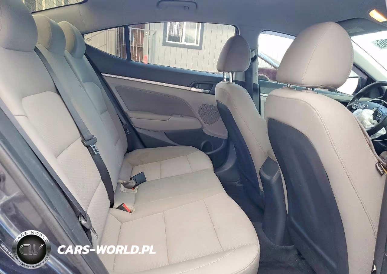 2020 Hyundai Elantra Sel VIN:5NPD84LF3LH572463 - 10
