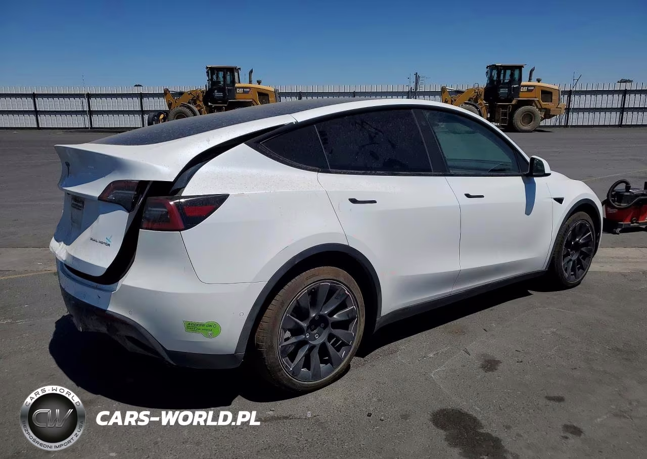 2021 Tesla Model Y VIN:5YJYGDEE4MF199376 - 3