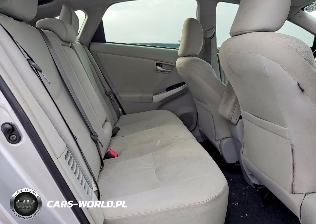2012 Toyota Prius Two VIN:JTDKN3DU3C0336111 - 10