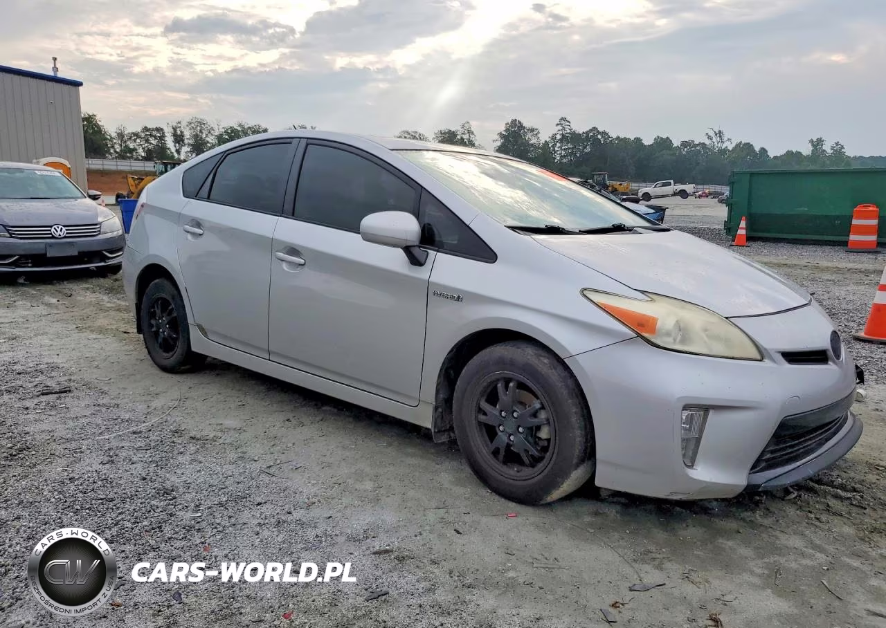 2012 Toyota Prius Two VIN:JTDKN3DU3C0336111 - 4