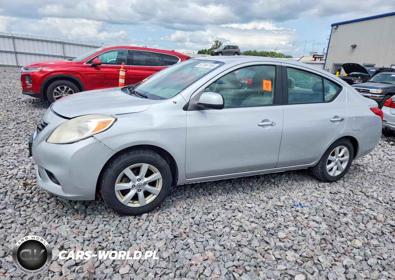 2012 Nissan Versa 1.6 S