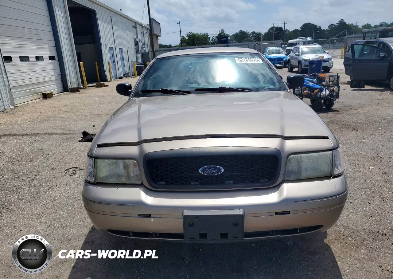 2009 Ford Crown Victoria Police Interceptor VIN:2FAHP71V69X123646 - 5