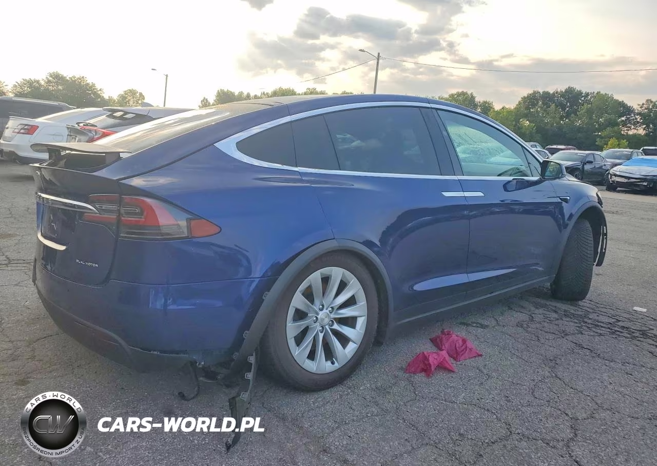 2020 Tesla Model X VIN:5YJXCAE2XLF231516 - 3