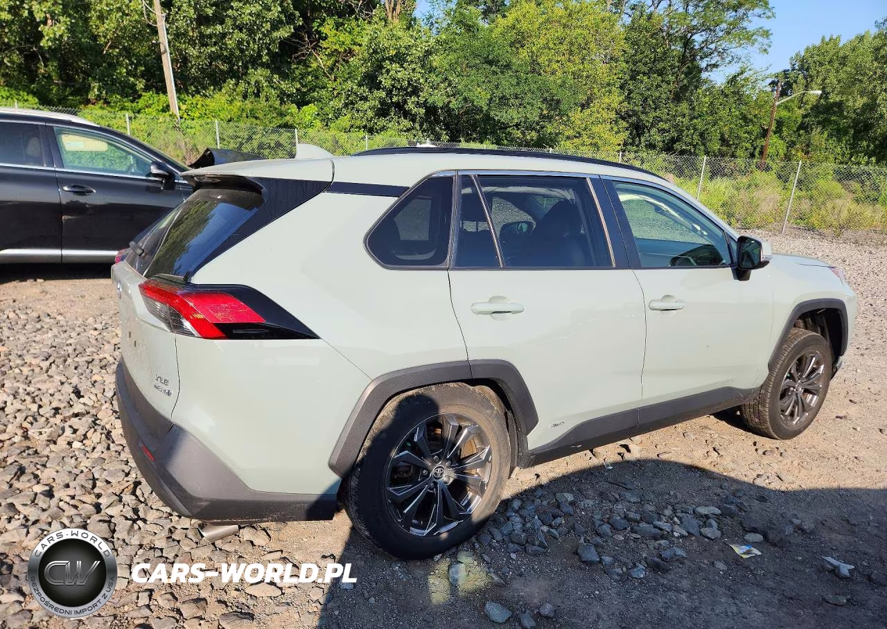 2022 Toyota Rav4 Xle Premium VIN:JTMB6RFV5ND069667 - 3
