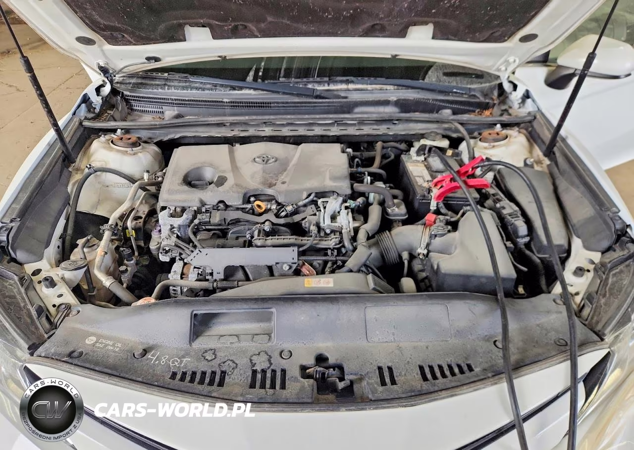 2018 Toyota Camry Le VIN:4T1B11HK7JU086544 - 11