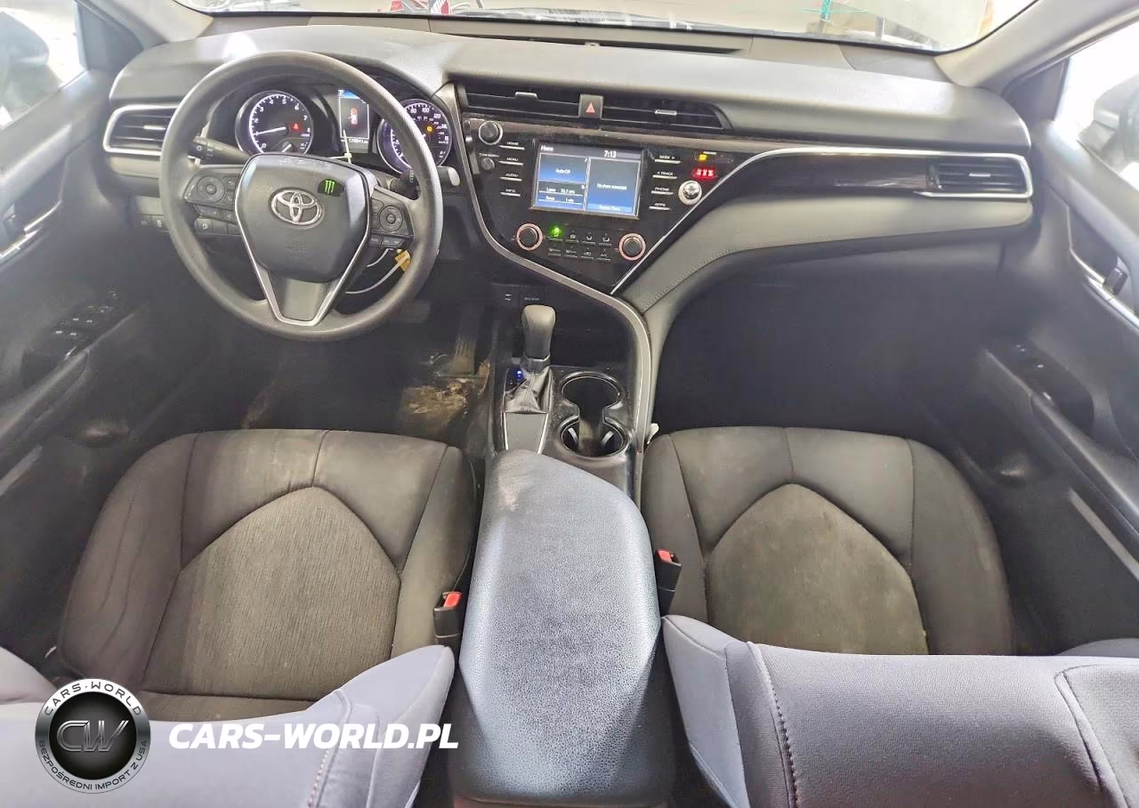 2018 Toyota Camry Le VIN:4T1B11HK7JU086544 - 8