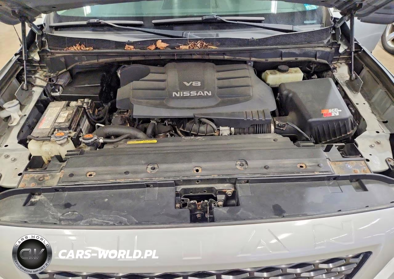2018 Nissan Titan Pro-4X VIN:1N6AA1E55JN527271 - 11