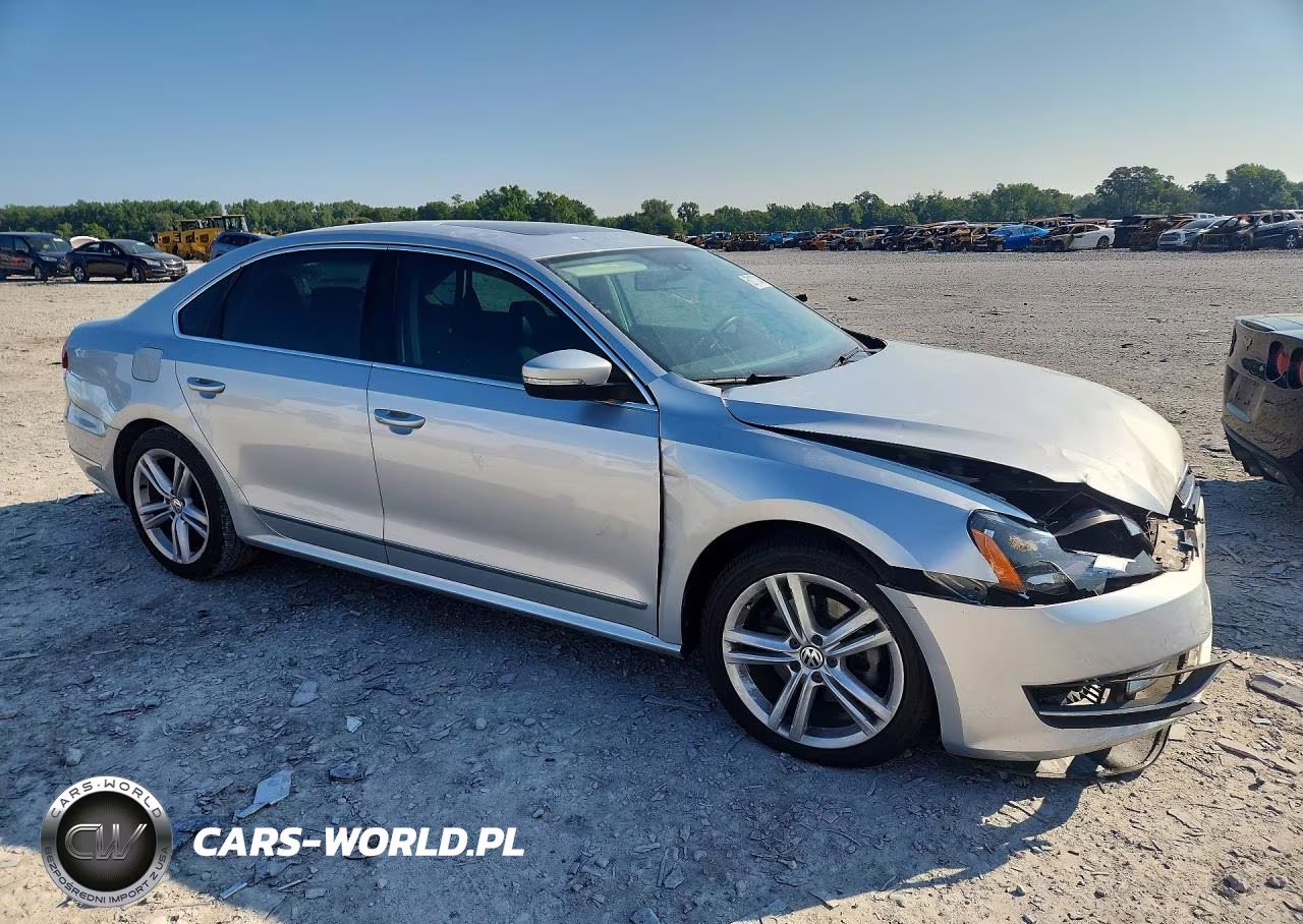 2015 Volkswagen Passat Se VIN:1VWBT7A3XFC039619 - 4