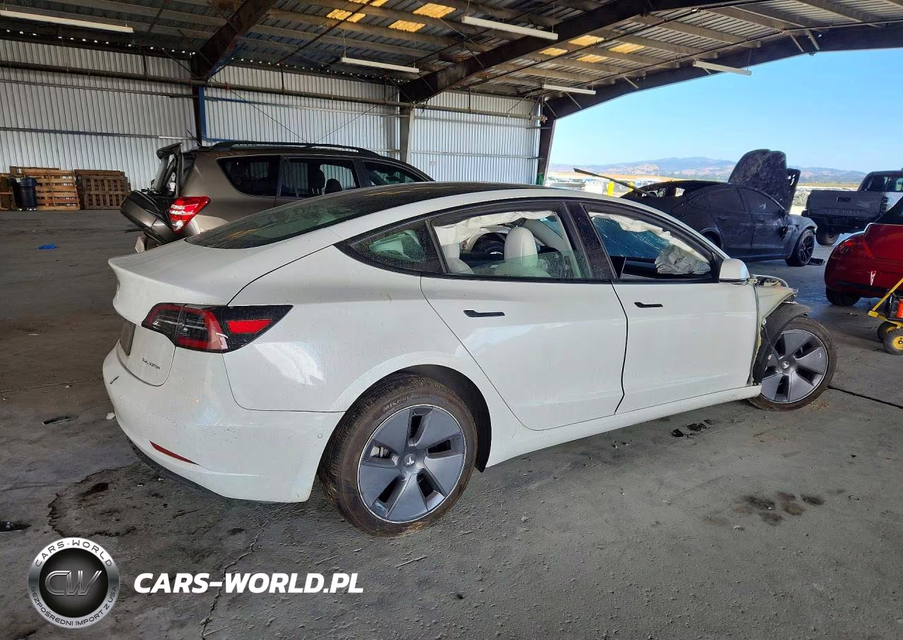 2022 Tesla Model 3 VIN:5YJ3E1EB0NF260339 - 3