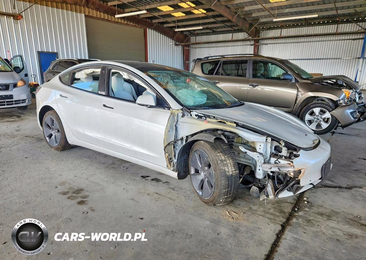 2022 Tesla Model 3 VIN:5YJ3E1EB0NF260339 - 4