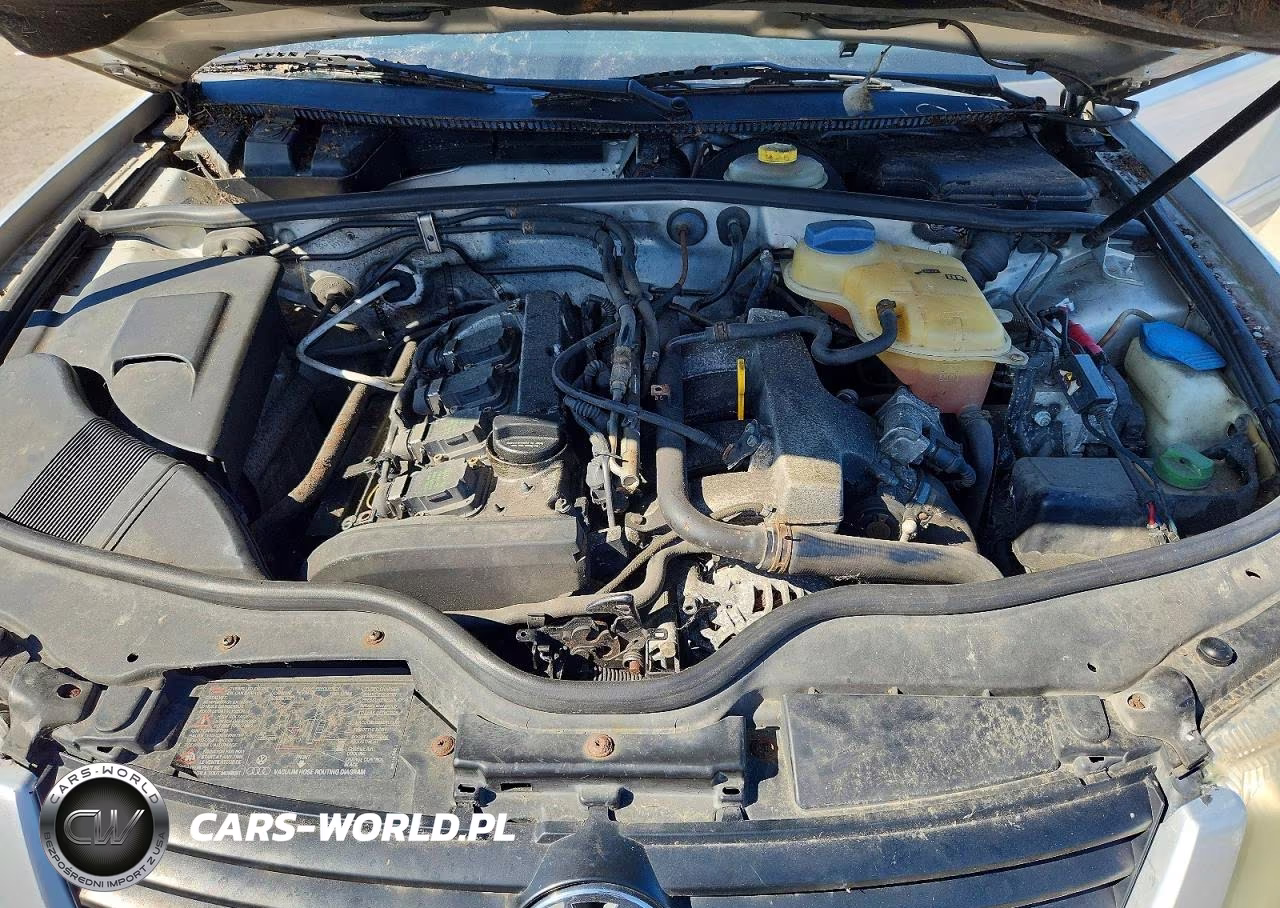 1999 Volkswagen Passat Gls VIN:WVWNA63B7XE424517 - 11