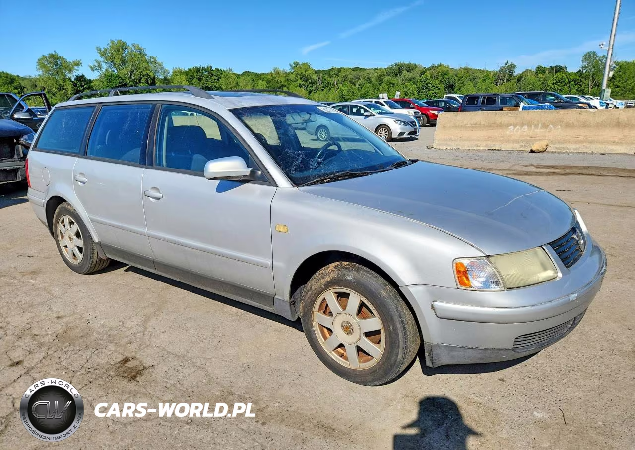 1999 Volkswagen Passat Gls VIN:WVWNA63B7XE424517 - 4