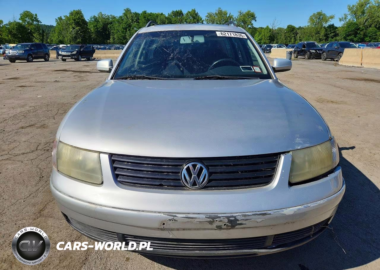 1999 Volkswagen Passat Gls VIN:WVWNA63B7XE424517 - 5