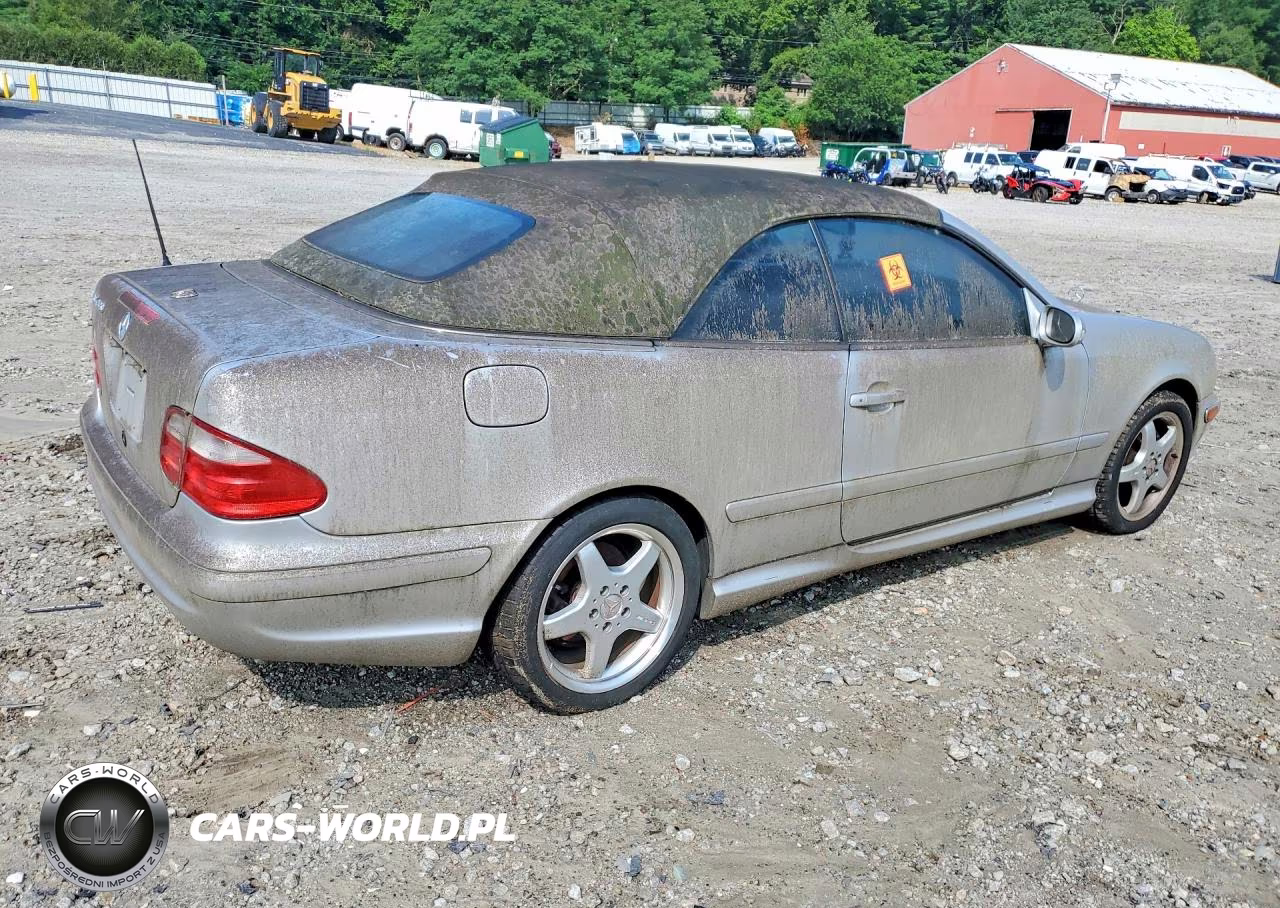 2002 Mercedes-Benz Clk 430 VIN:WDBLK70G62T103758 - 3