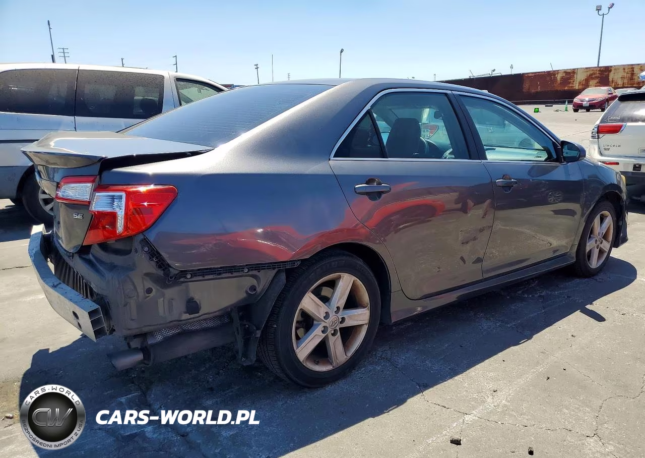 2013 Toyota Camry Se VIN:4T1BF1FK4DU264242 - 3
