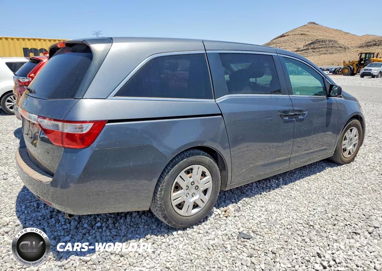 2011 Honda Odyssey Lx VIN:5FNRL5H20BB090675 - 3