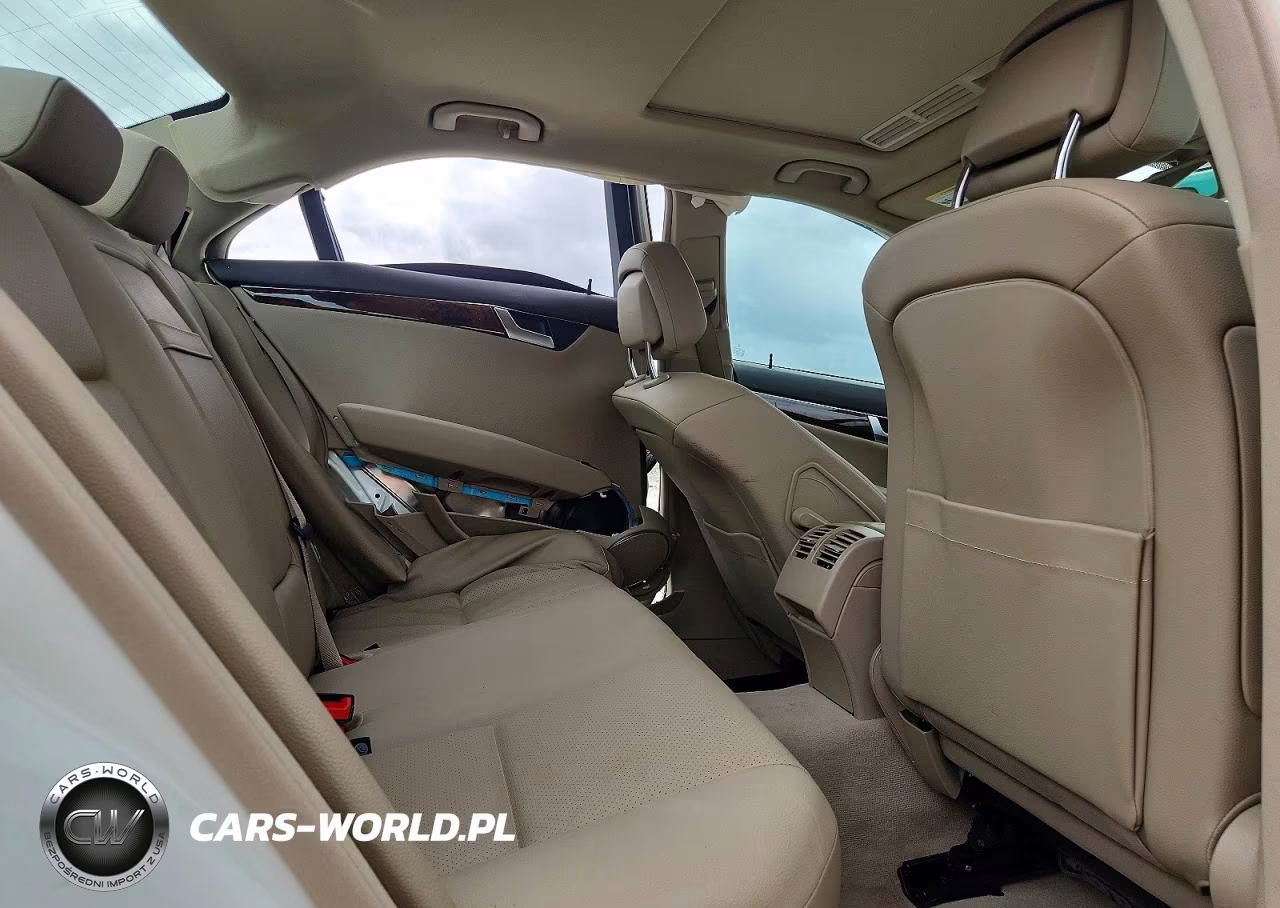 2012 Mercedes-Benz C 250 VIN:WDDGF4HBXCA630476 - 10