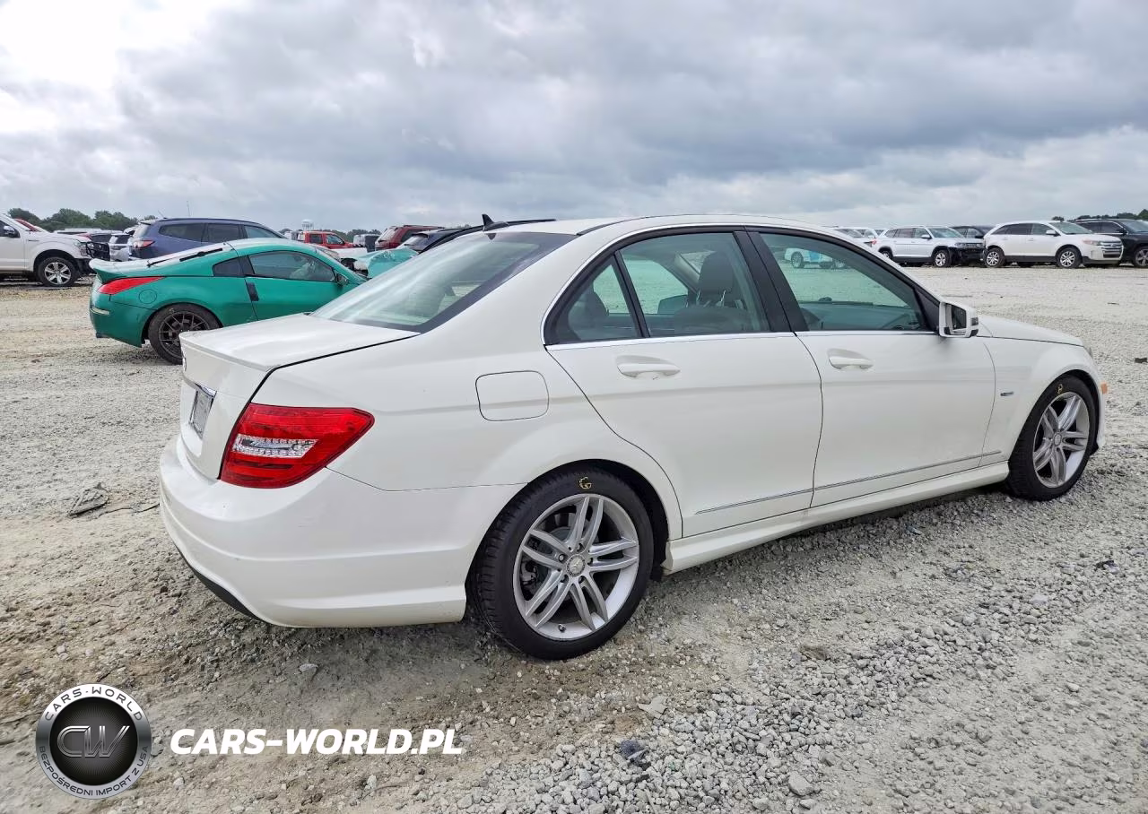 2012 Mercedes-Benz C 250 VIN:WDDGF4HBXCA630476 - 3