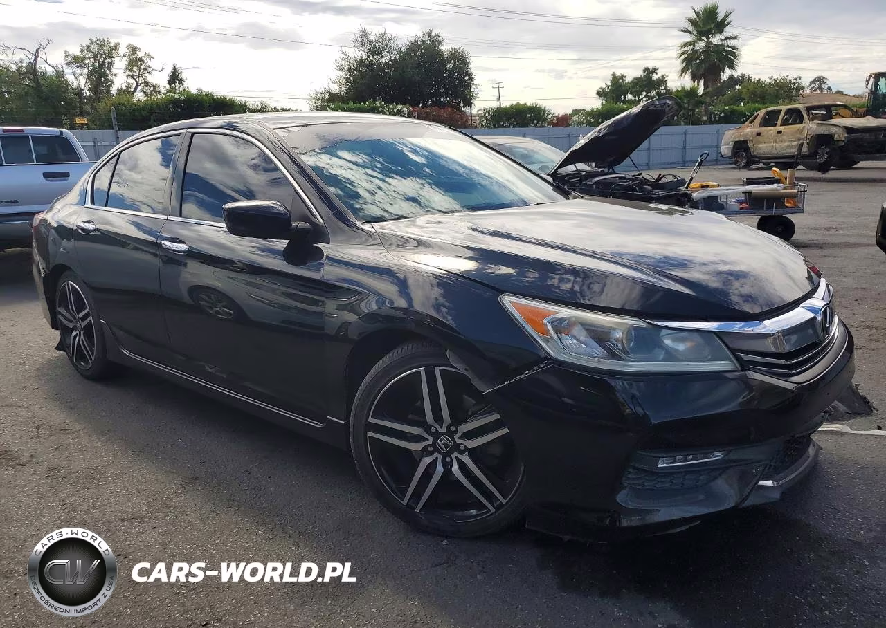 2017 Honda Accord Sport VIN:1HGCR2F53HA127639 - 4
