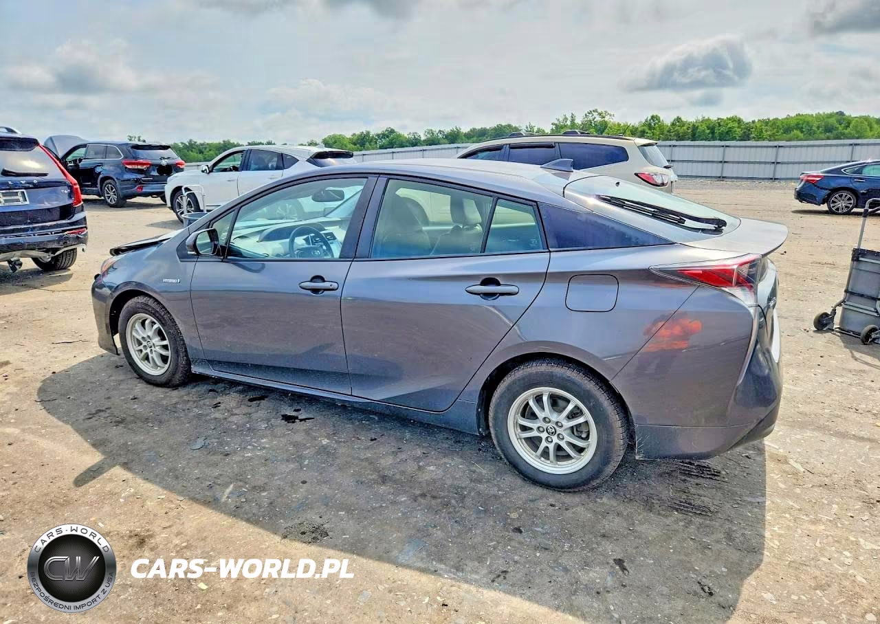 2016 Toyota Prius Four VIN:JTDKARFU4G3024329 - 2