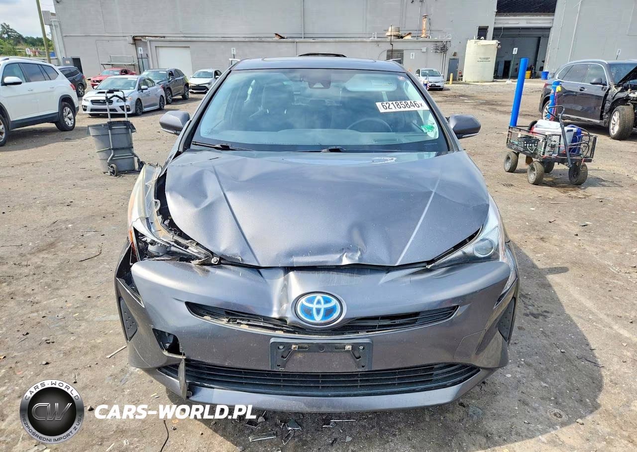 2016 Toyota Prius Four VIN:JTDKARFU4G3024329 - 5