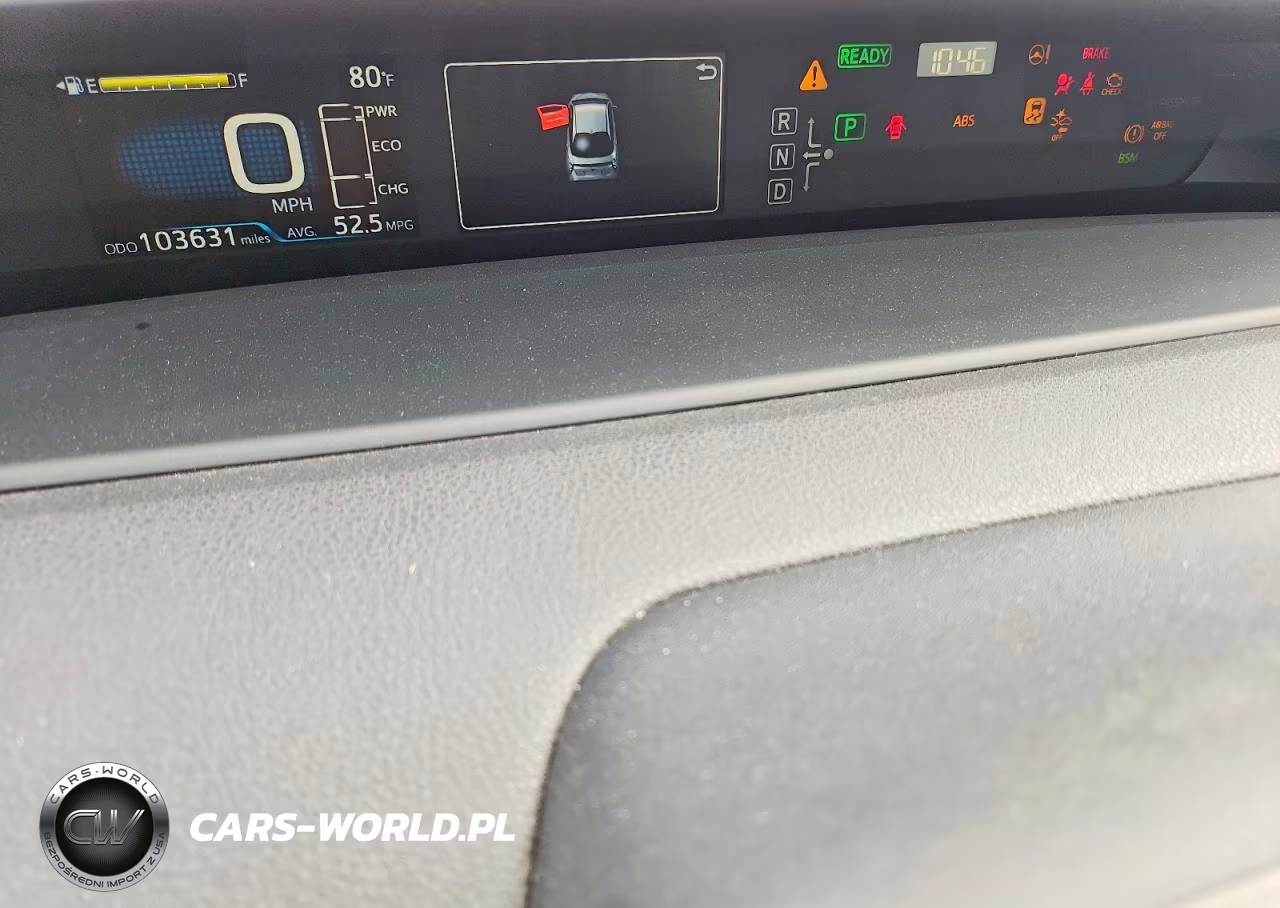 2016 Toyota Prius Four VIN:JTDKARFU4G3024329 - 9