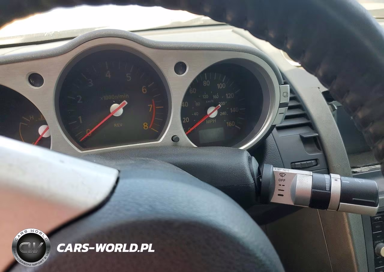 2003 Nissan 350Z Coupe VIN:JN1AZ34D63T102157 - 9