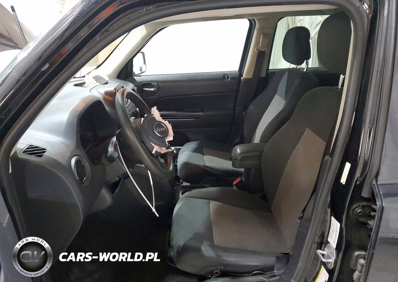 2012 Jeep Patriot Sport VIN:1C4NJRBB9CD584160 - 13