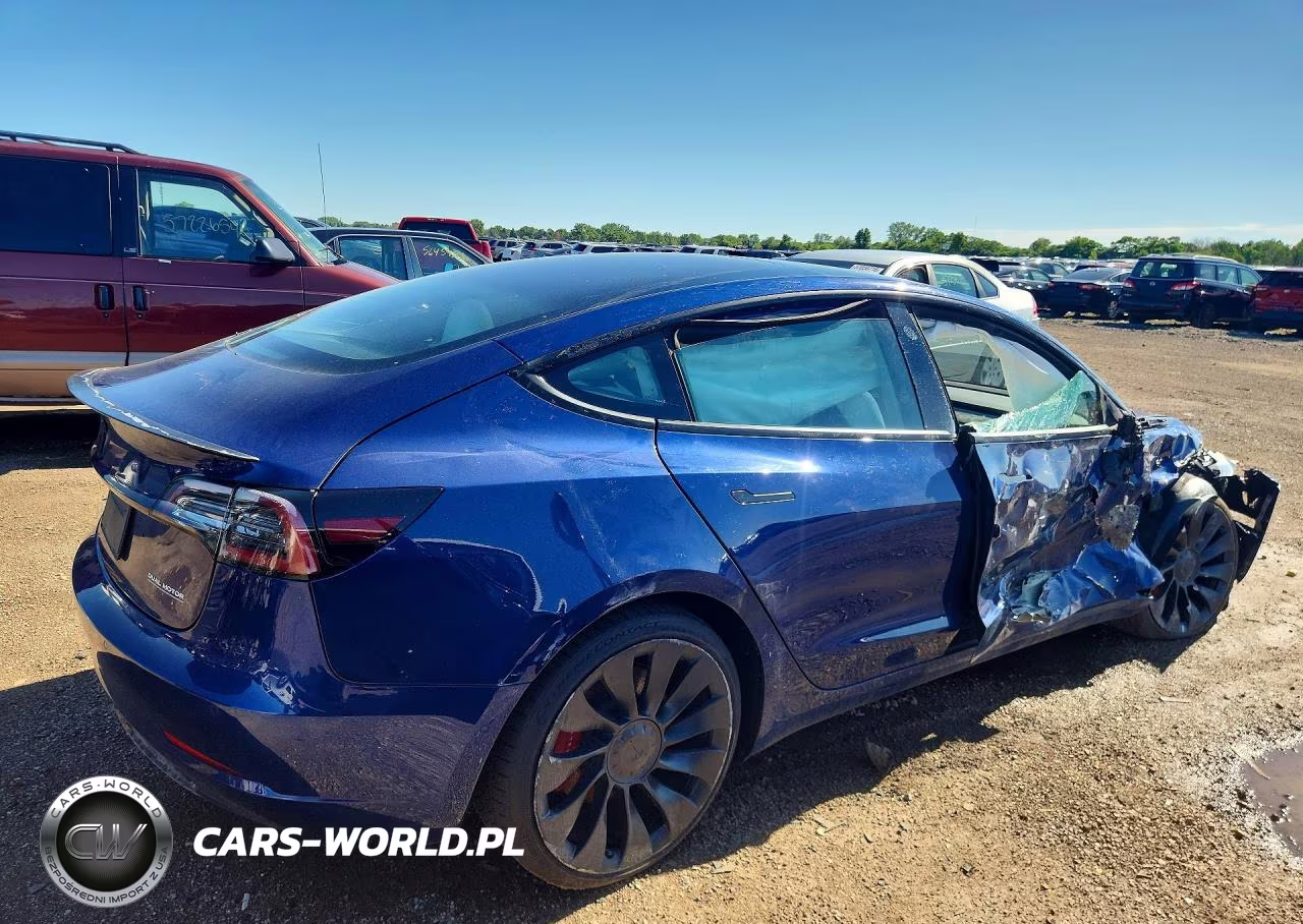 2022 Tesla Model 3 VIN:5YJ3E1EC7NF266762 - 3