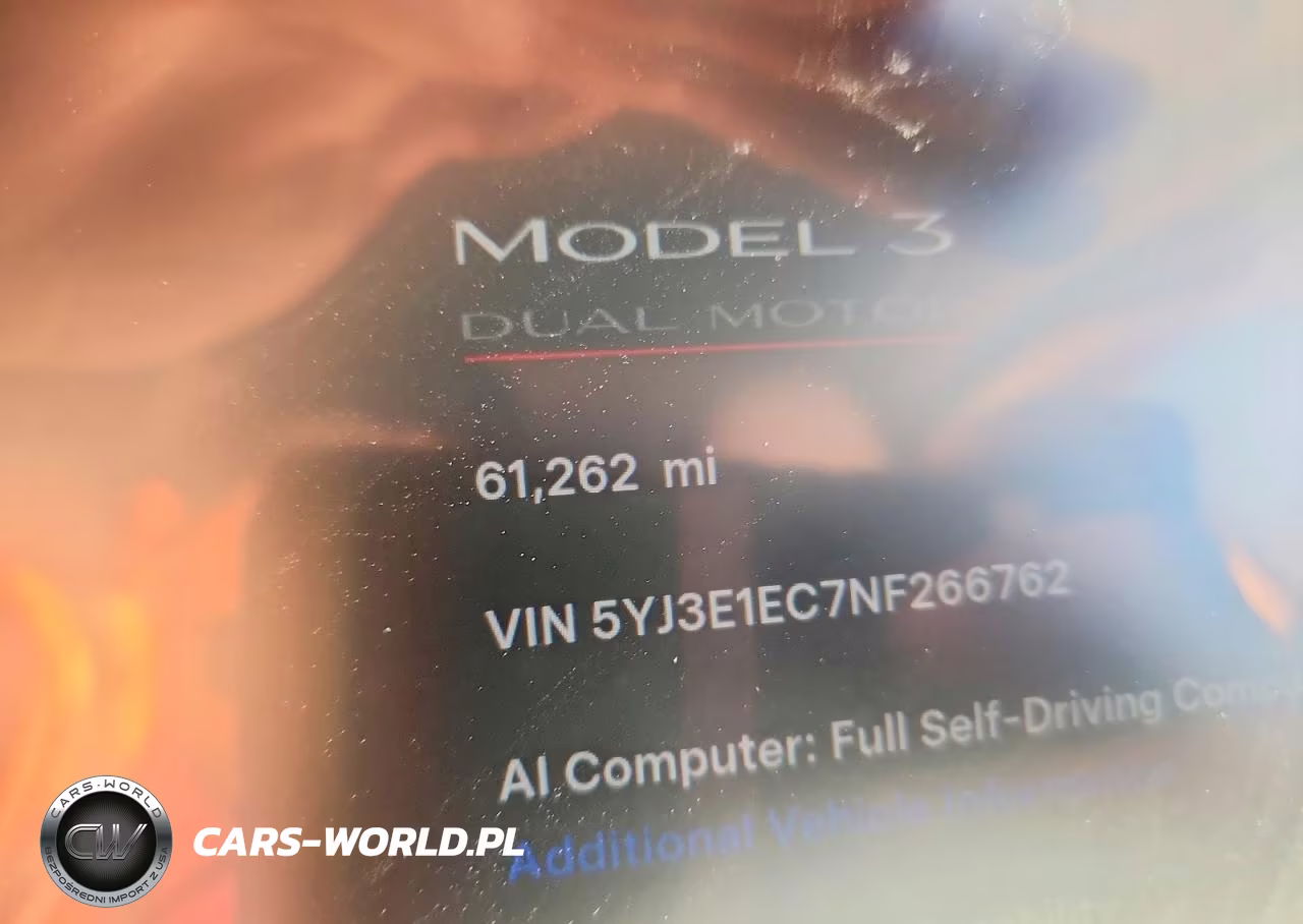 2022 Tesla Model 3 VIN:5YJ3E1EC7NF266762 - 9