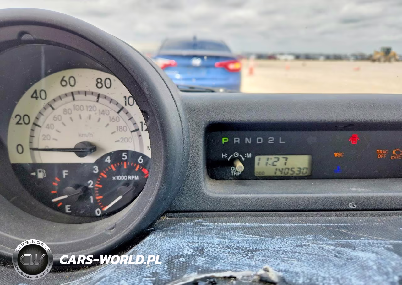 2005 Toyota Scion Xb VIN:JTLKT324350178482 - 17
