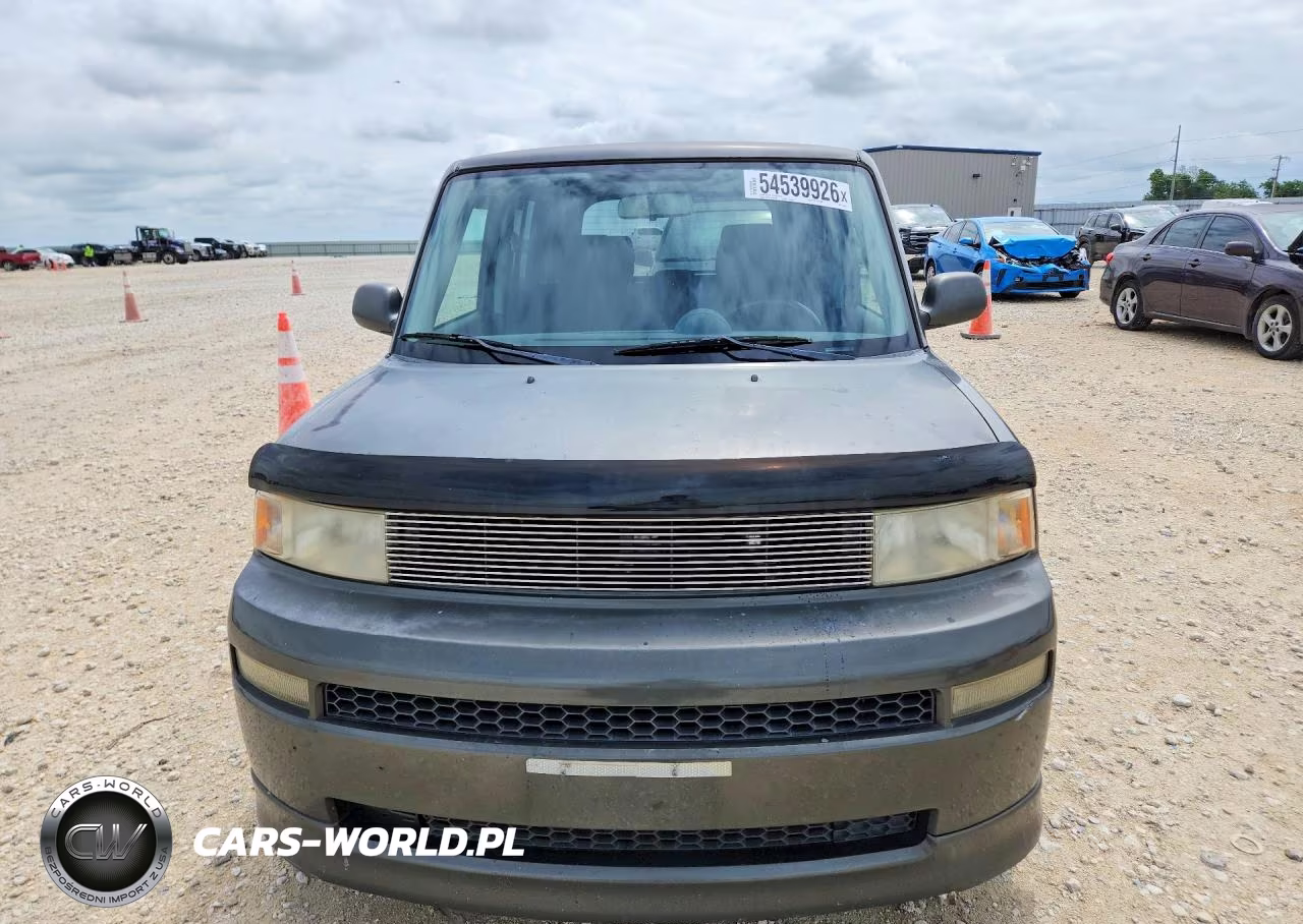 2005 Toyota Scion Xb VIN:JTLKT324350178482 - 9
