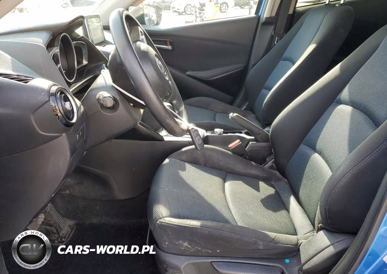 2016 Toyota Scion Ia VIN:3MYDLBZV1GY101858 - 7