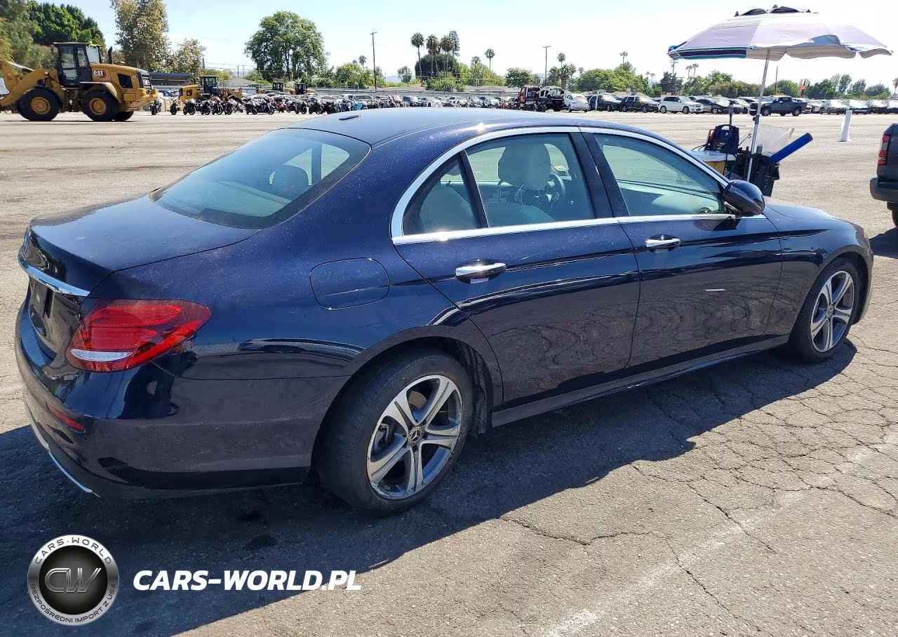 2020 Mercedes-Benz E 350 VIN:WDDZF8DB9LA750968 - 3