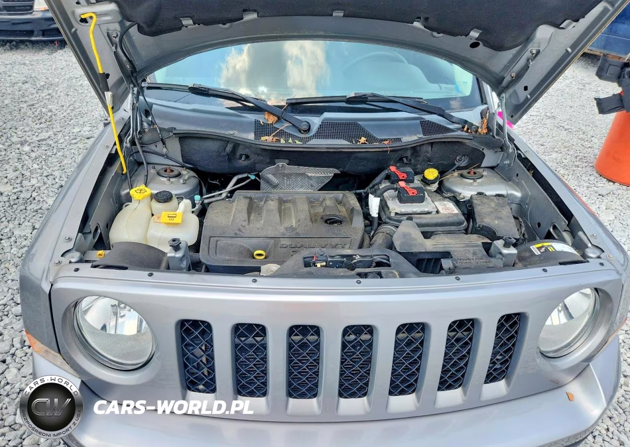 2016 Jeep Patriot Latitude VIN:1C4NJRFB6GD717974 - 12