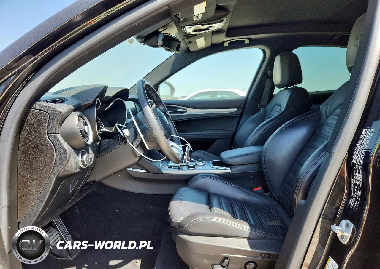 2021 Alfa Romeo Stelvio Ti VIN:ZASPAKBN5M7D03036 - 7