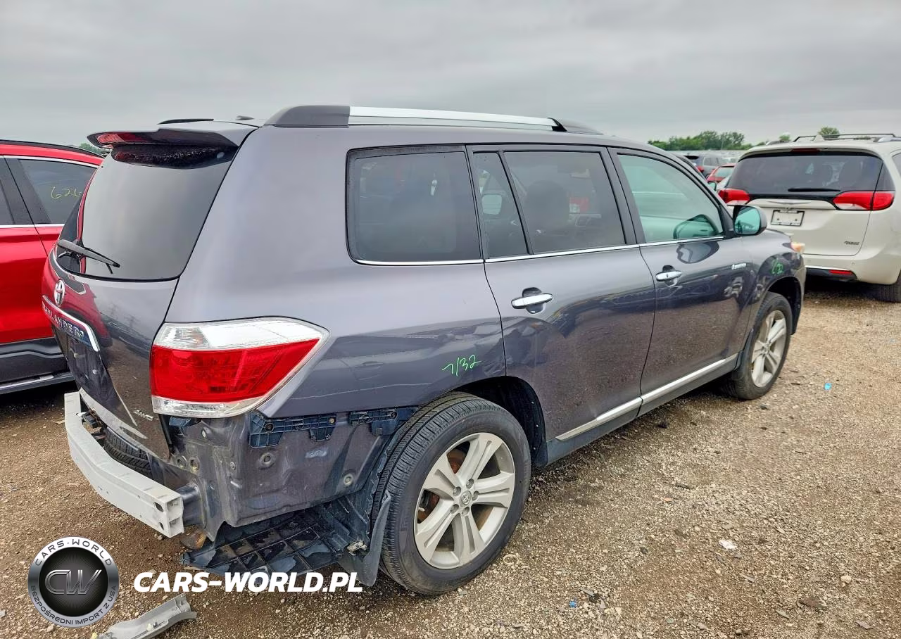 2013 Toyota Highlander Limited VIN:5TDDK3EH3DS178547 - 3