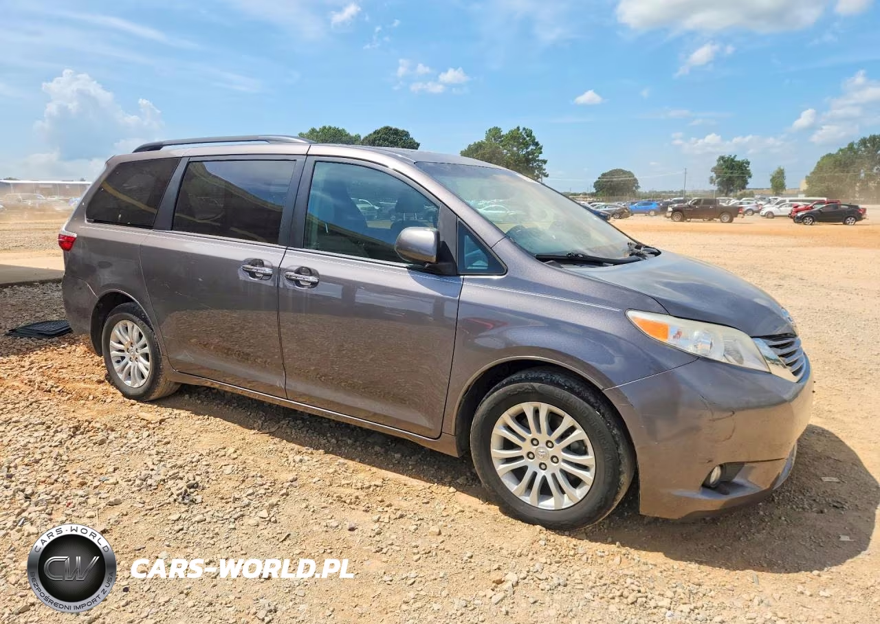 2017 Toyota Sienna Xle 8-Passenger VIN:5TDYZ3DC7HS778514 - 4