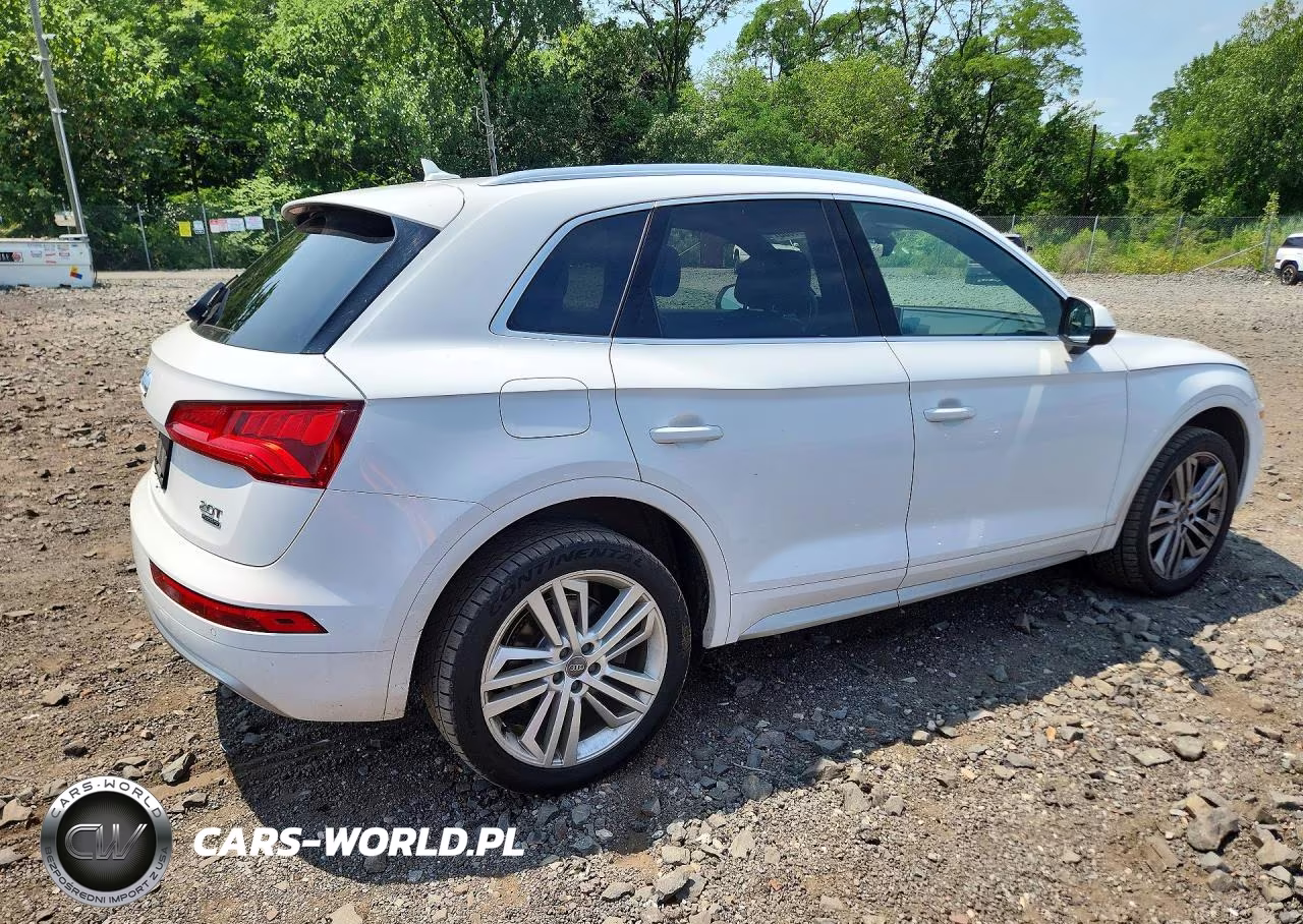 2018 Audi Q5 Premium Plus VIN:WA1BNAFY3J2216034 - 3